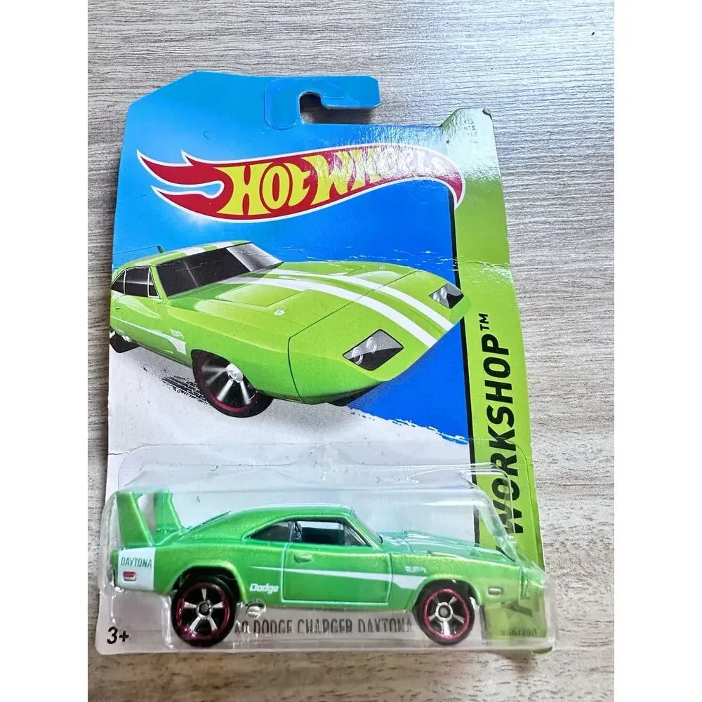 Hot Wheels 2013 HW Workshop '69 Dodge Charger Daytona Green 234/250 Hotwheel H44